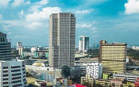Newland Hotel